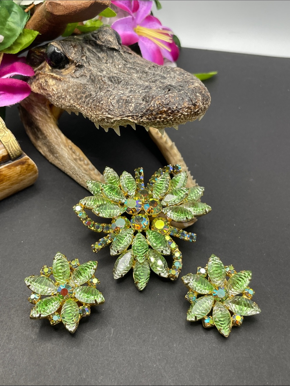 Rhinestone brooch and clip earring set vintage